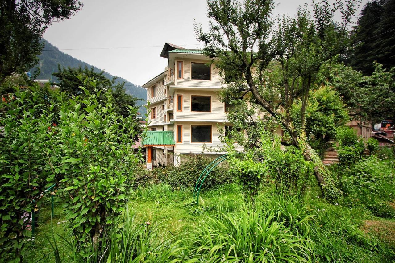 Hotel Rising Star Near To Mall Road #Budgetfriendly #Bigrooms #Garden #Bonfire #Parking #Forestview #Mountainview Manāli Exteriör bild